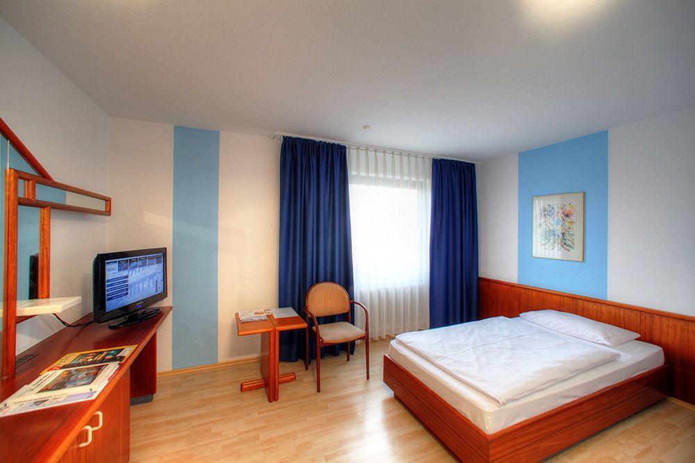 Hotel Berlin Sindelfingen Luaran gambar